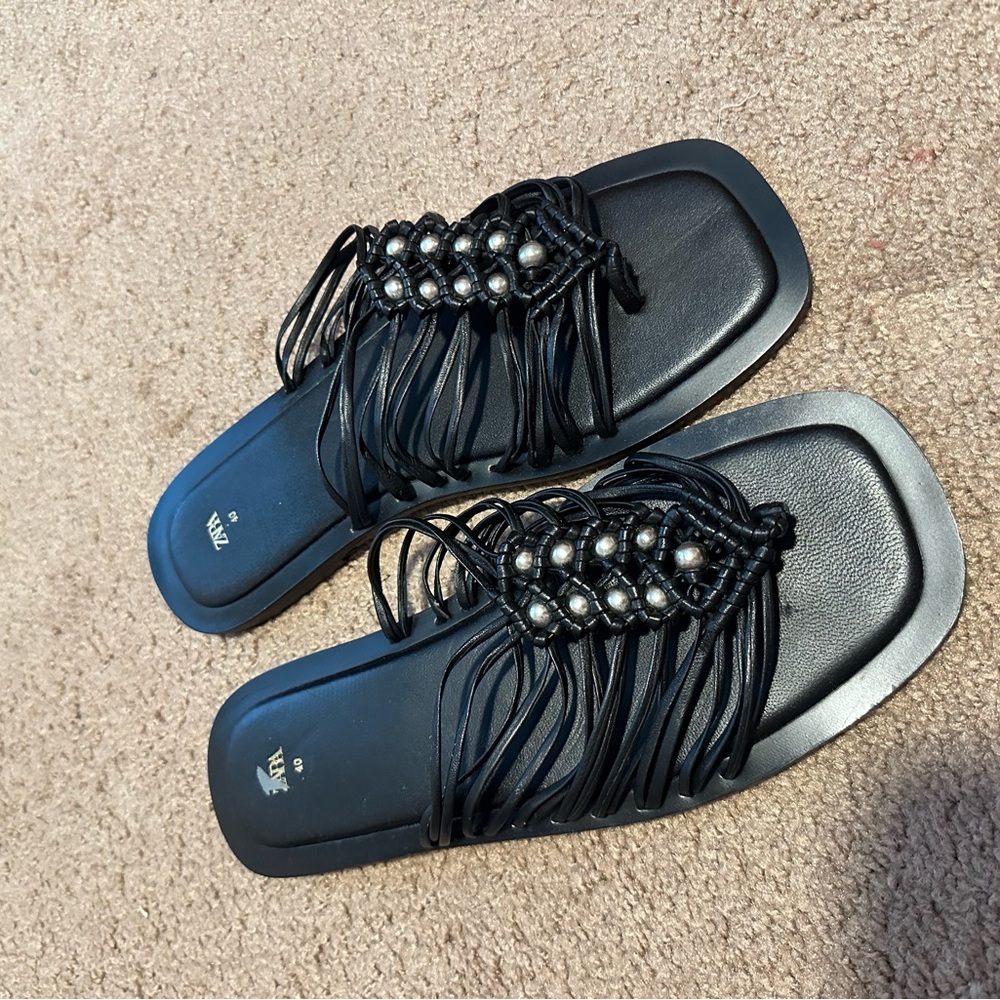 Zara women’s beaded straps sandals
